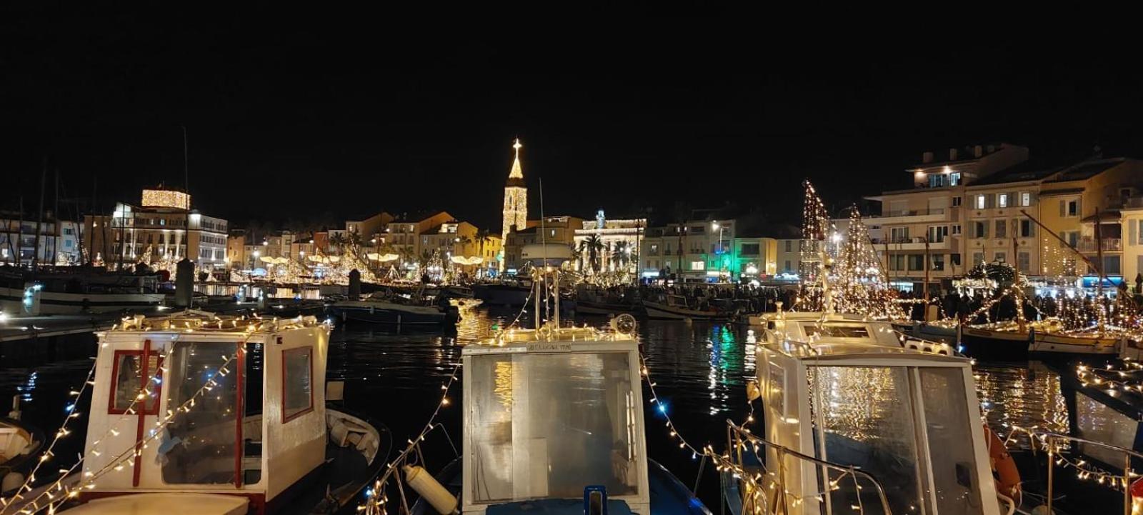 Grand T3 Lumineux Spacieux Propre, Tout Confort, Parking, Ascenseur, Emplacement Central Unique, Port-Commerces-Mer Et Plages A Pied, Location Du Samedi Au Samedi ซานารี-ซูร์-แมร์ ภายนอก รูปภาพ